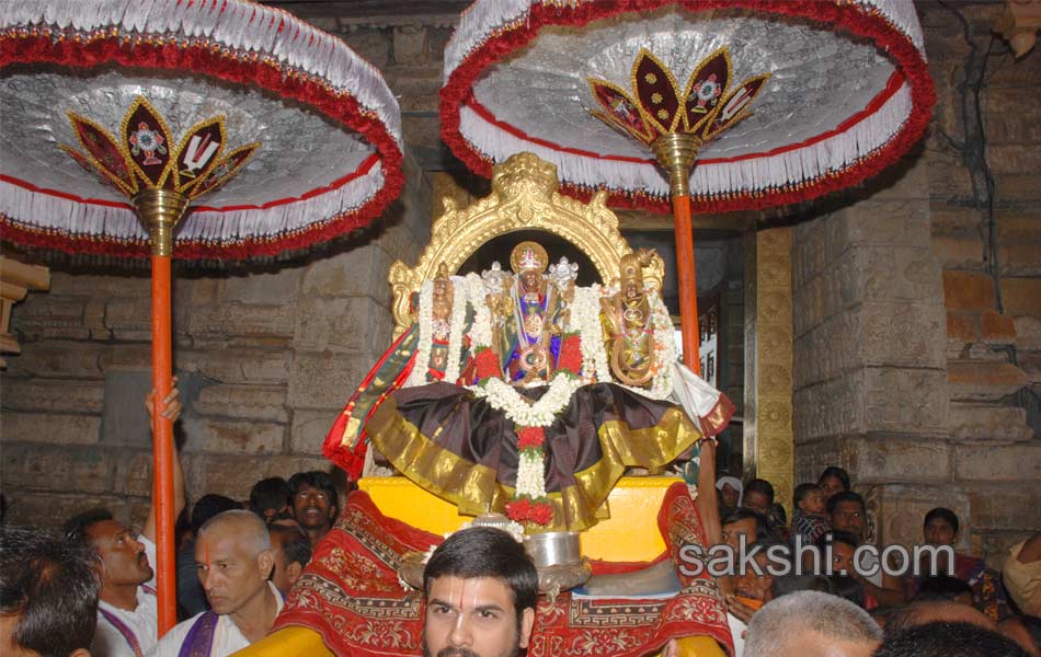 bhadrachalam temple - Sakshi1