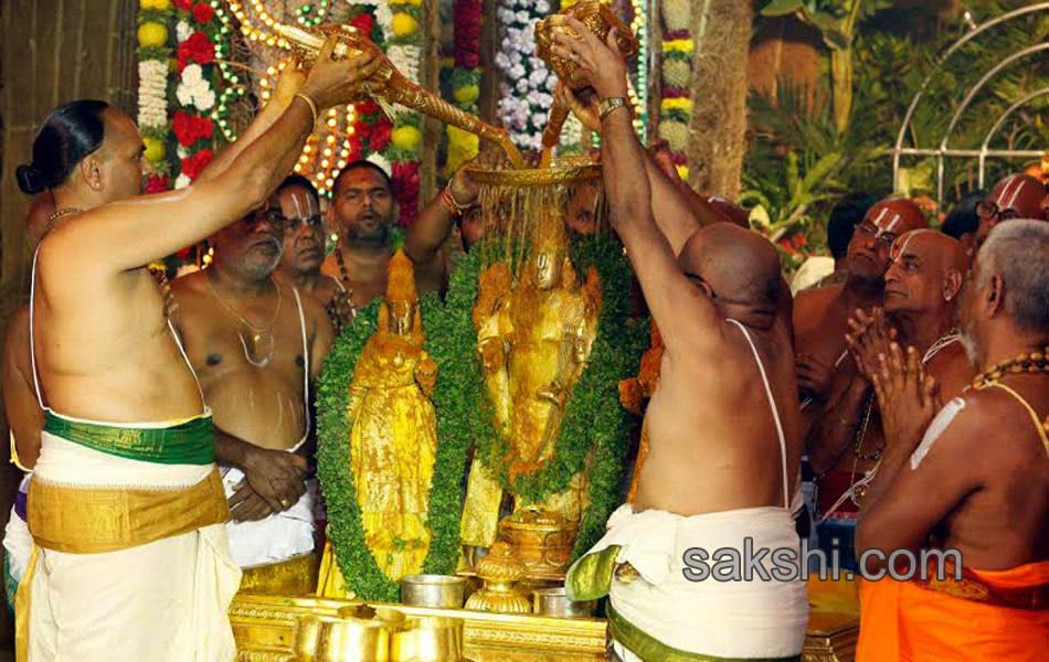 VASANTHOTSAVAM IN TIRUMALA9