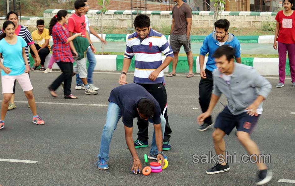 Raahgiri Connought Place gets a Flash mob on women empowerment3