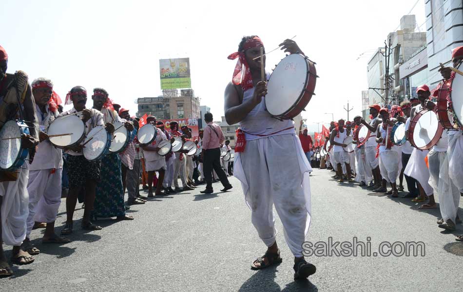 cpm mahasabhalu ends by today - Sakshi11