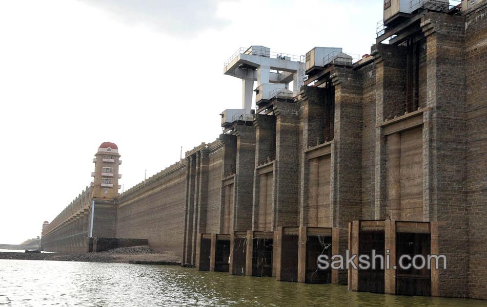 tungabhadra dam photos5