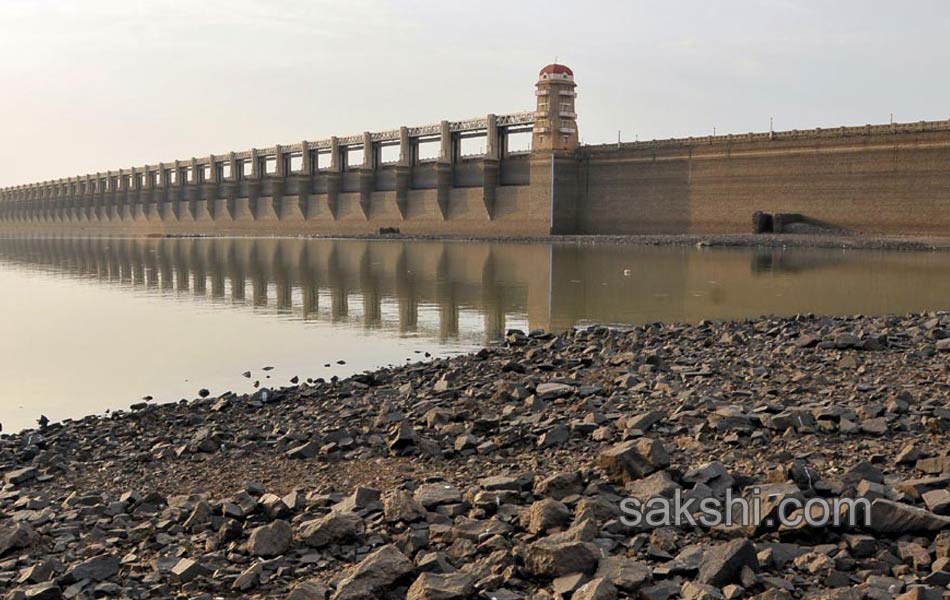 tungabhadra dam photos8