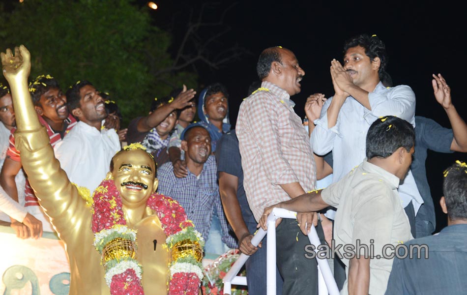 YS jagan tour - Sakshi19