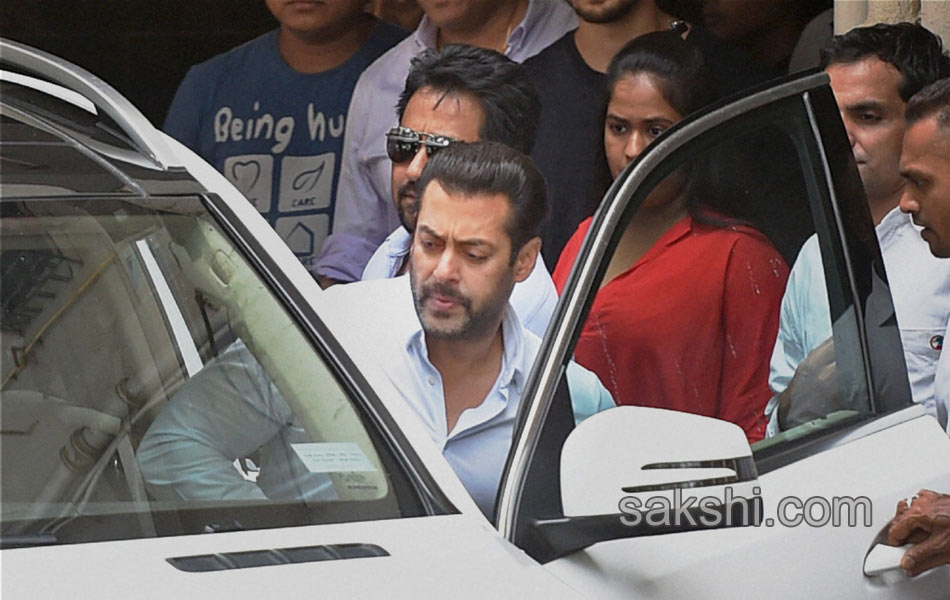 salman khan gets bail in Bombay high court8