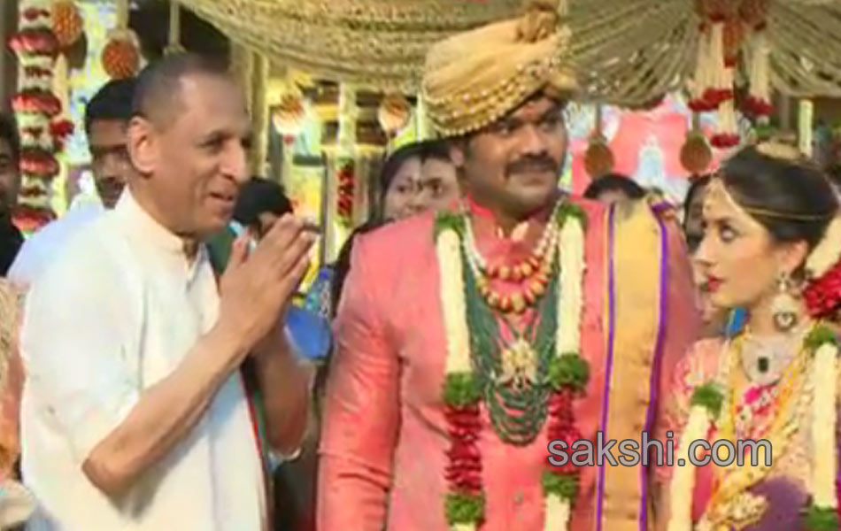 manchu manoj pranathi reddys wedding - Sakshi2