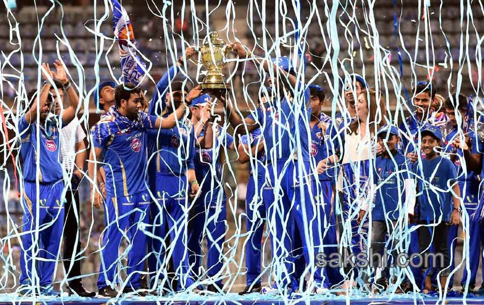 mumbai indians team celebrations3