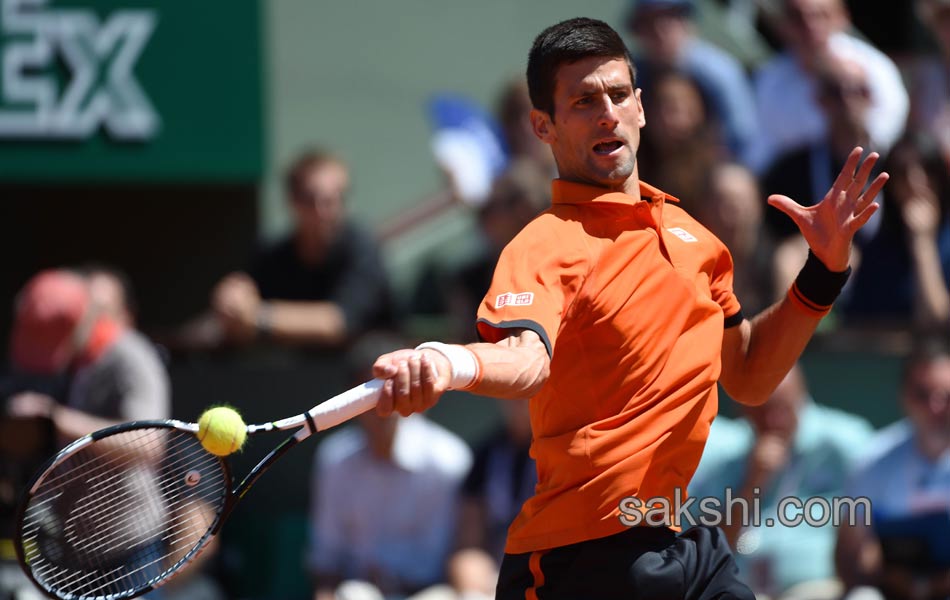 Novak djokovic enters finals in french open2