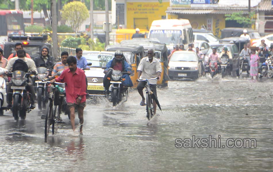 visakhapatnam rain photos16