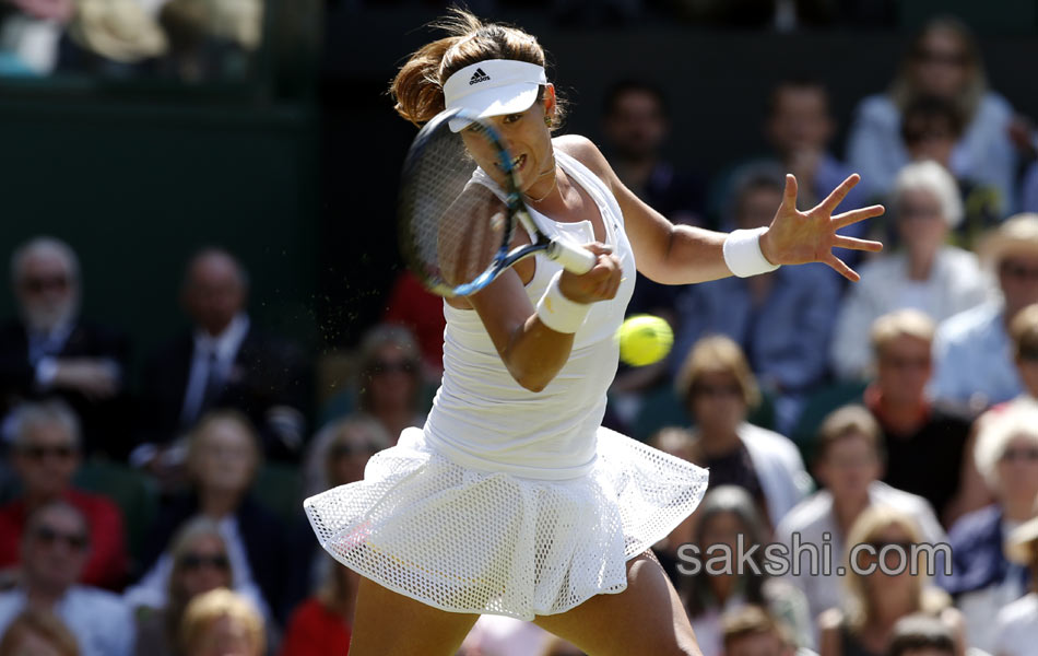 Muguruza beats Radwanska in wimbledon 2015 enters into final12