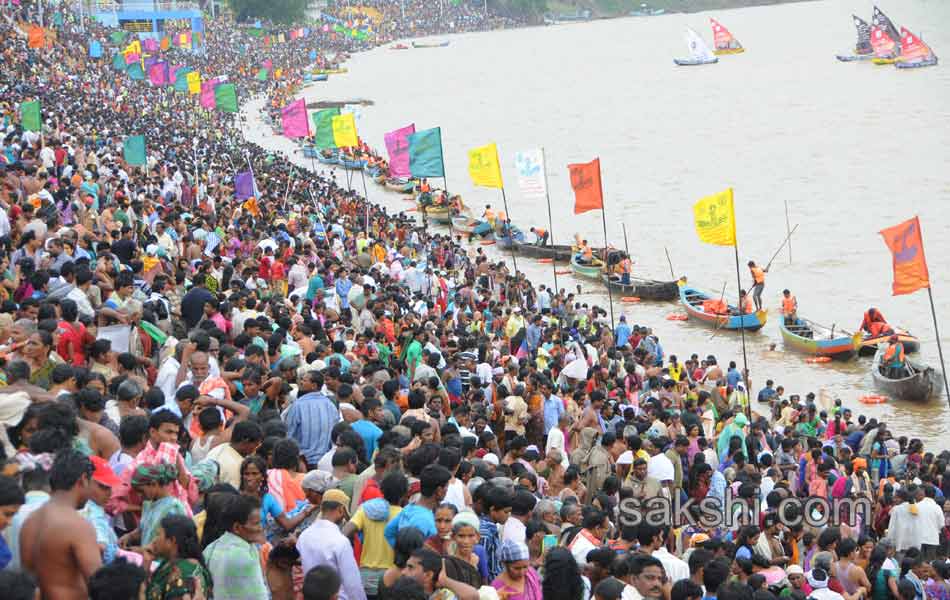 holy pushkaralu comes to ninth day of18