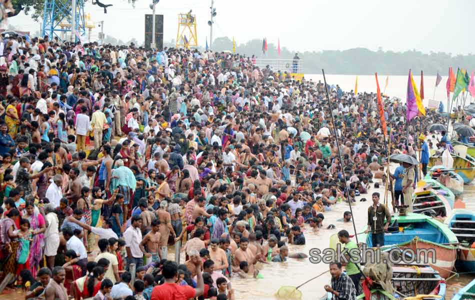 holy pushkaralu comes to ninth day of24