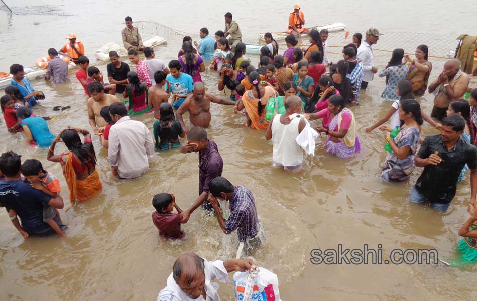 telangana godavari pushkaralu - Sakshi15