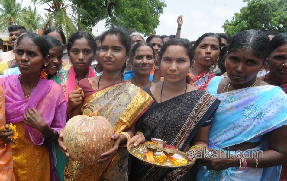 Third day raithu bharosa yatra - Sakshi11