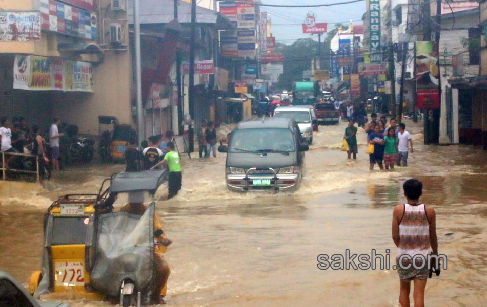 floods in japan14