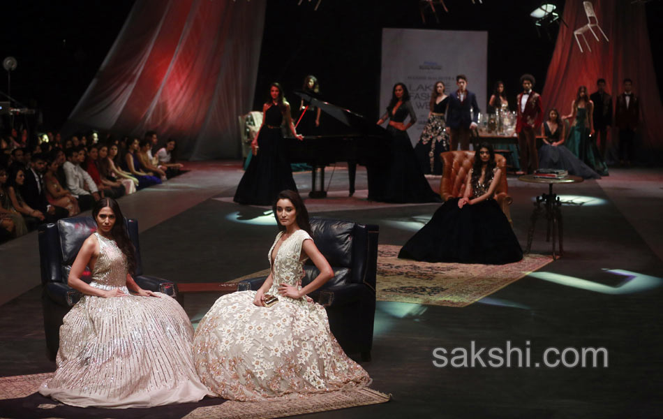 Lakme Fashion Week in Mumbai12