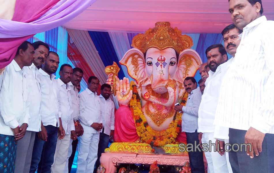 ganesh chaturthi celebrations in Mahbubnagar district onThird day - Sakshi8