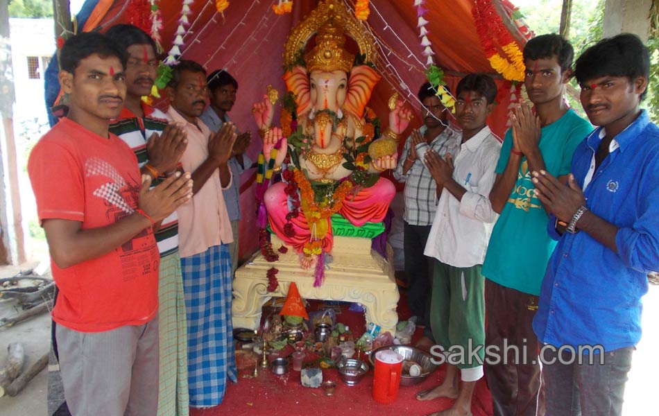 ganesh chaturthi celebrations in Mahbubnagar district on fourthday - Sakshi10