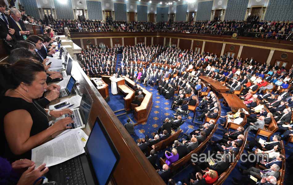 Pope Francis addresses a joint meeting of the US Congress - Sakshi16