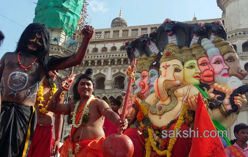 ganesh immersion 2015 hyderabad - Sakshi12