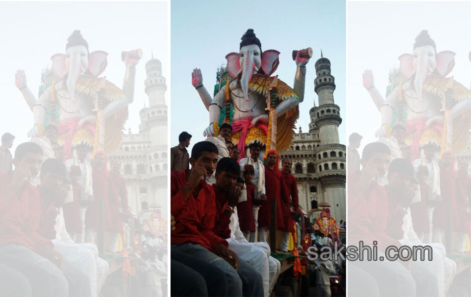 ganesh immersion 2015 hyderabad - Sakshi9