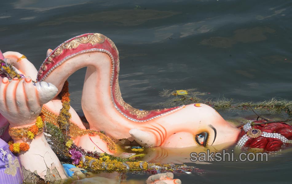 ganesh immersion 2015 hyderabad - Sakshi24