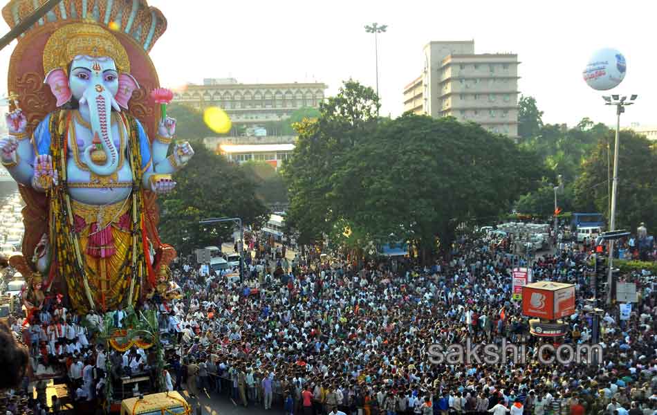 Kharithabad vinayakudu to send off Ganesh idol immersion processions14