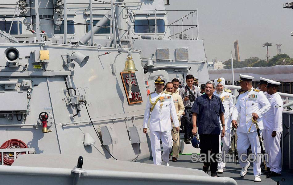 naval warship INS Kochi in Mumbai9