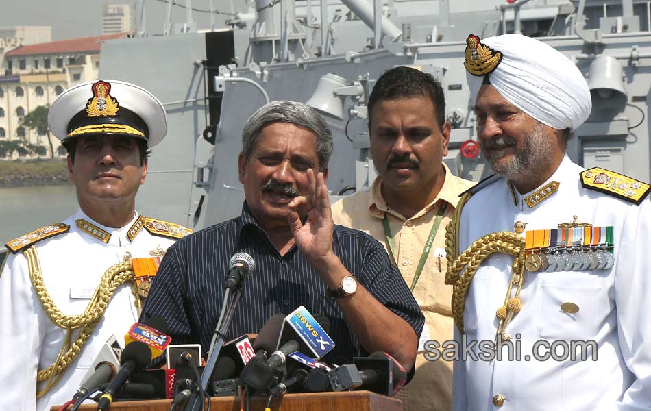 naval warship INS Kochi in Mumbai10