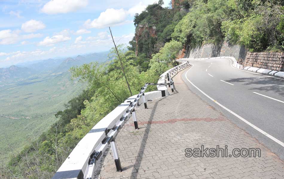 Landslides collapsed in Tirumala8