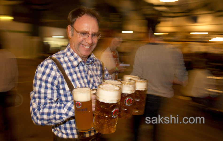 Oktoberfest in paris5