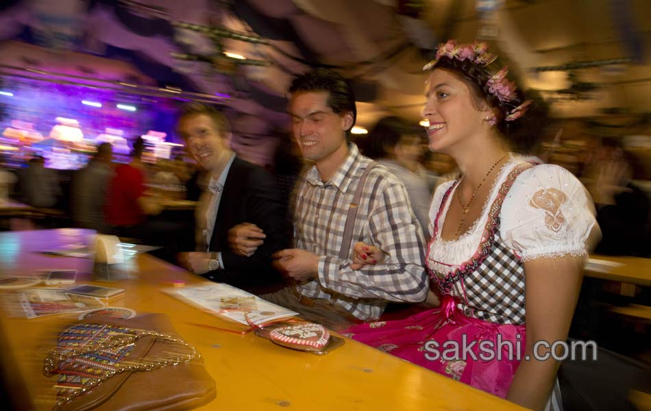 Oktoberfest in paris10