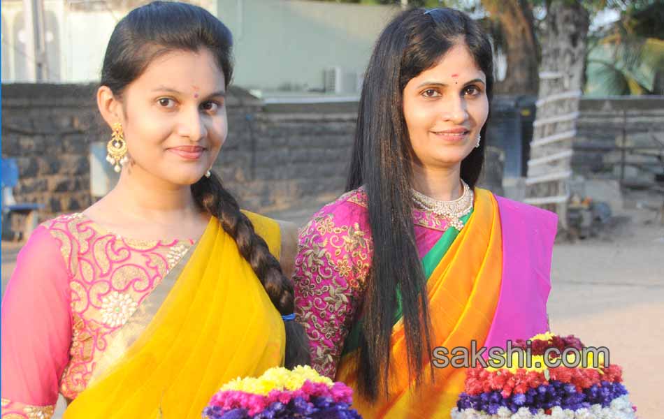 TRS Kavitha Bathukamma Celebrations19
