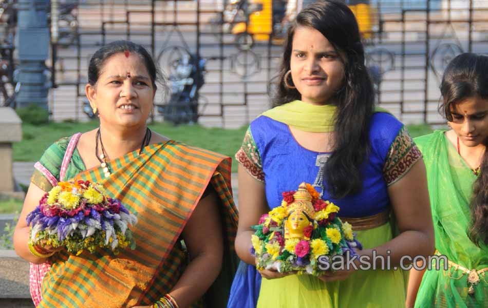 TRS Kavitha Bathukamma Celebrations21