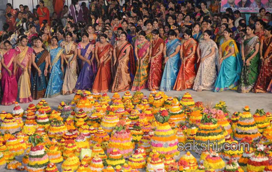 Bathukamma Celebrations in hyderabad - Sakshi4