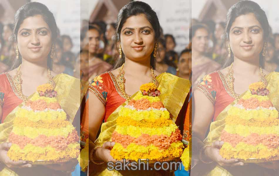 Bathukamma Celebrations in hyderabad - Sakshi5