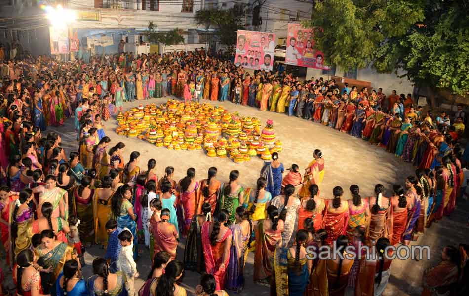 Bathukamma Celebrations in hyderabad - Sakshi6