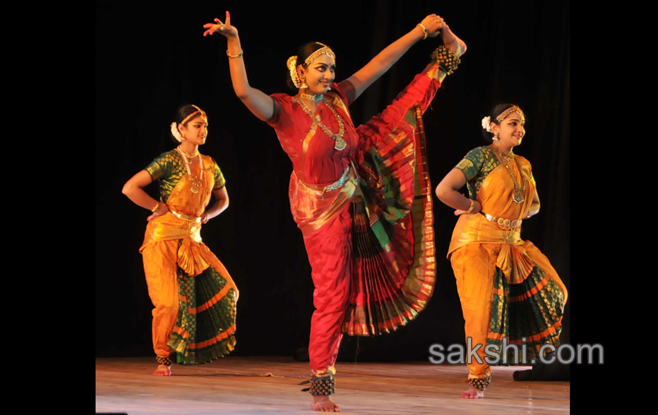 Bharatanatyam dance performance11