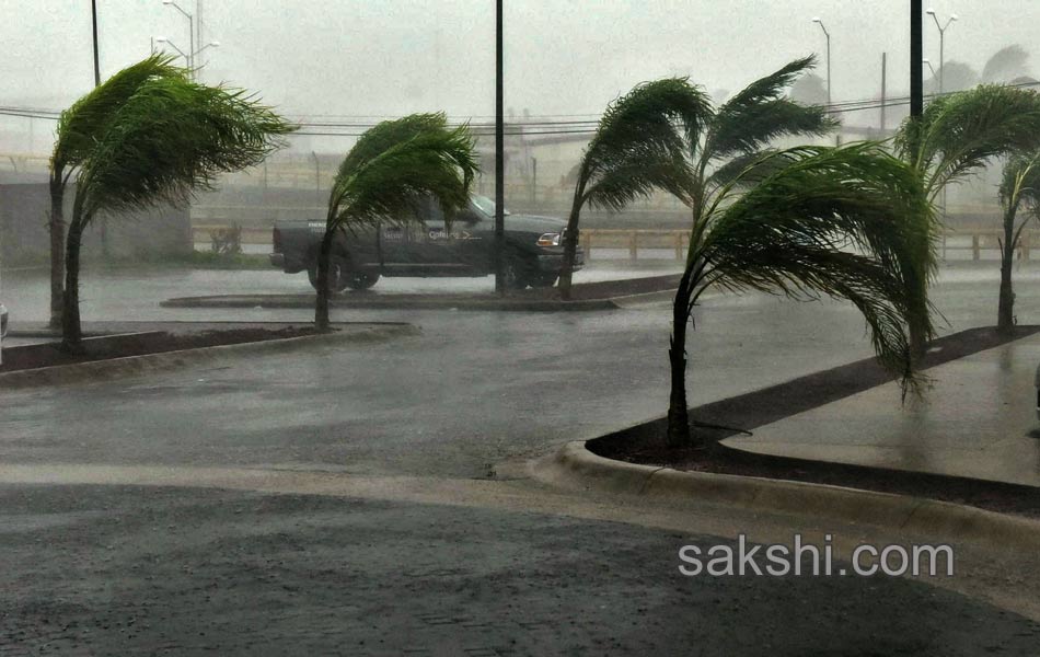 Monster Hurricane Patricia roared toward Mexico10