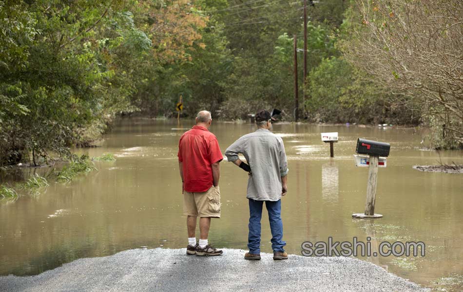 Hurricane flood in texas - Sakshi14