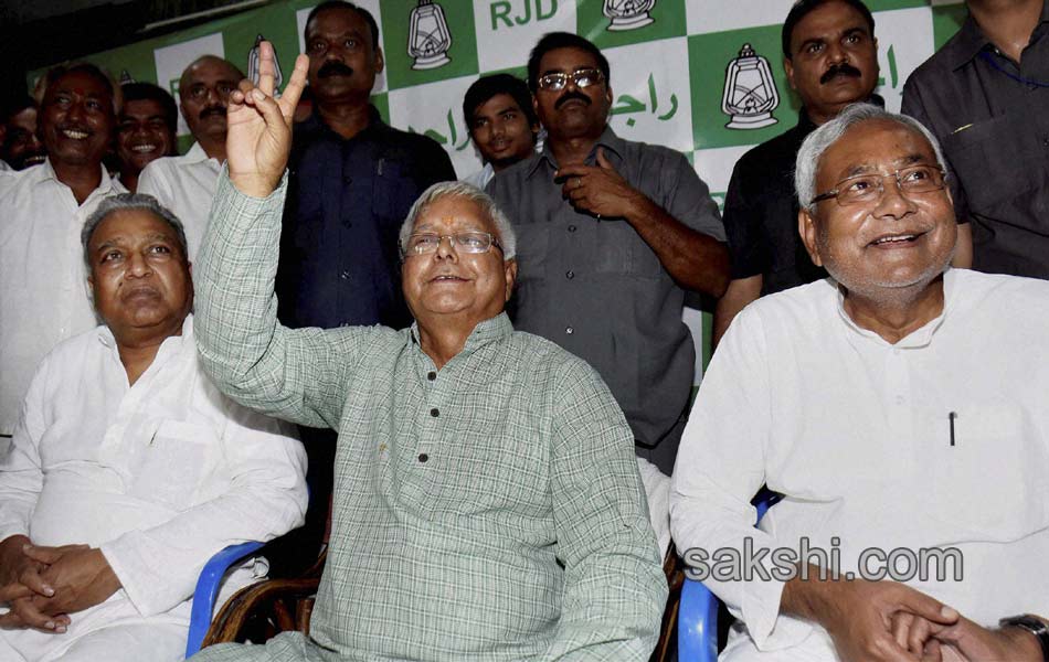 Grand alliance wins bihar mandate13