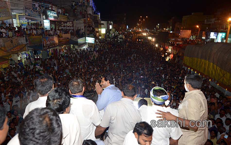 good response to ys jagan mohan reddy election campaign in warangal - Sakshi14