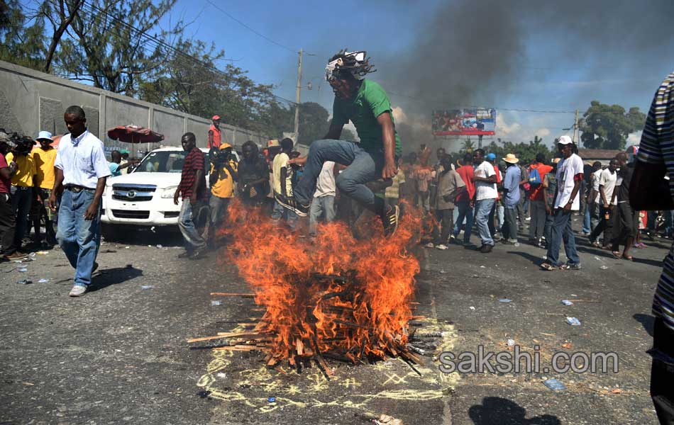 HAITI VOTE ELECTIONS PROTEST - Sakshi1