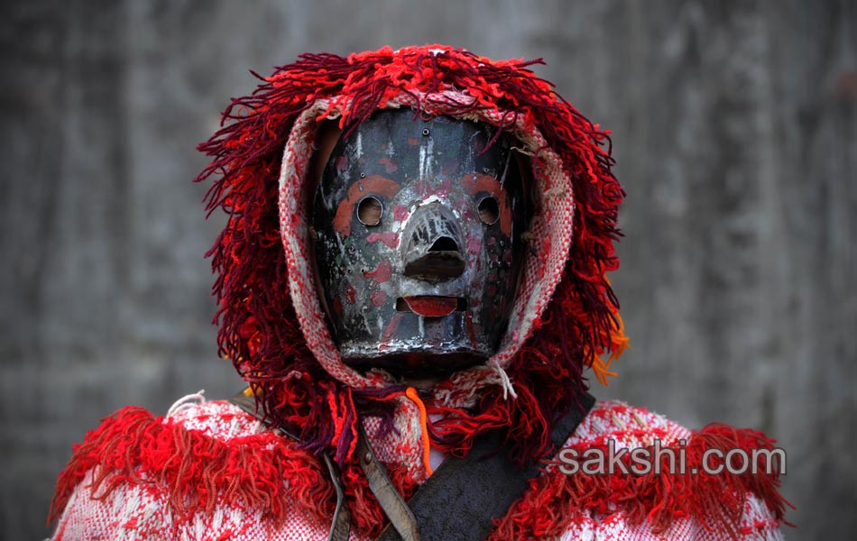 traditional caretos9