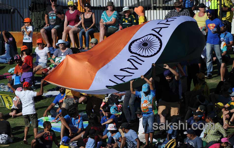 Australia beat India by five wickets in first ODI at Perth2