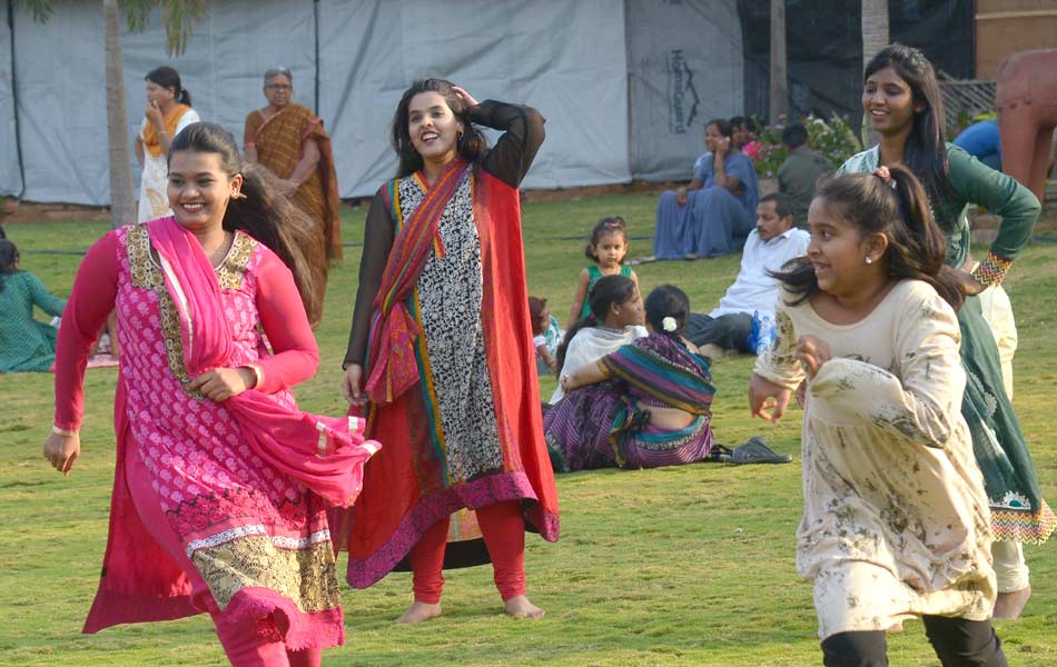 Kite Festival in hyderabad13