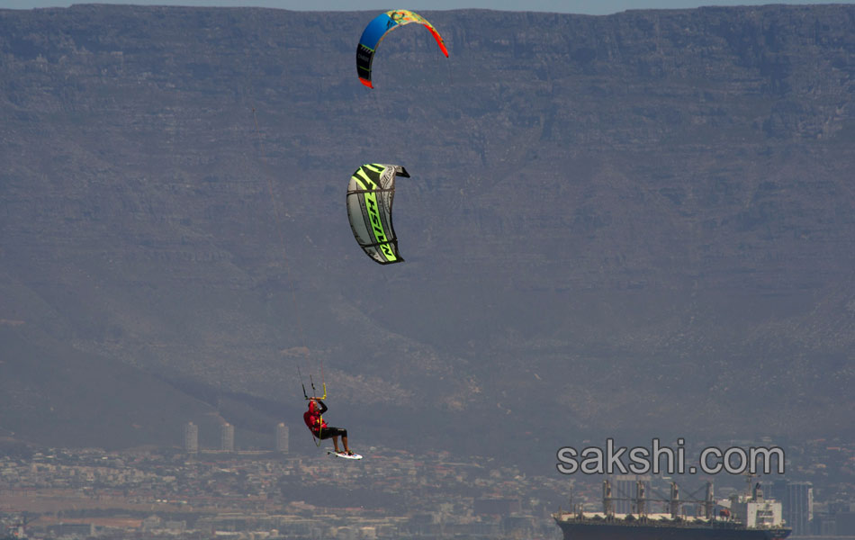 Kite surfing7