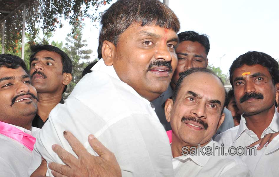 TRS leader B Rammohan elected GHMC Mayor22