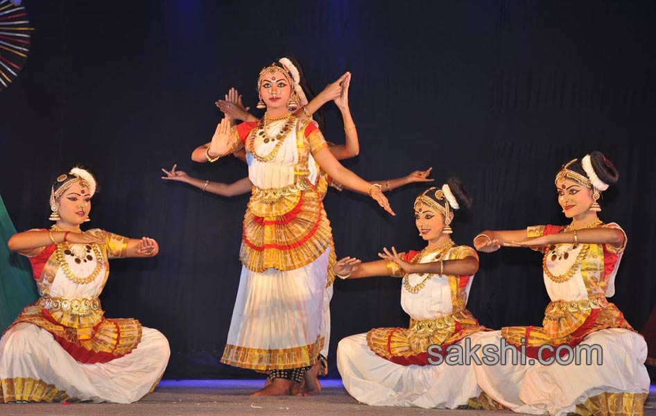 kuchipudi dance1