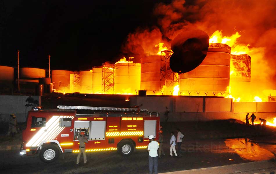 Fire breaks out at Visakhapatnam bio diesel plant fire1