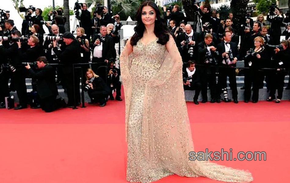 Cannes Queen Aishwarya1